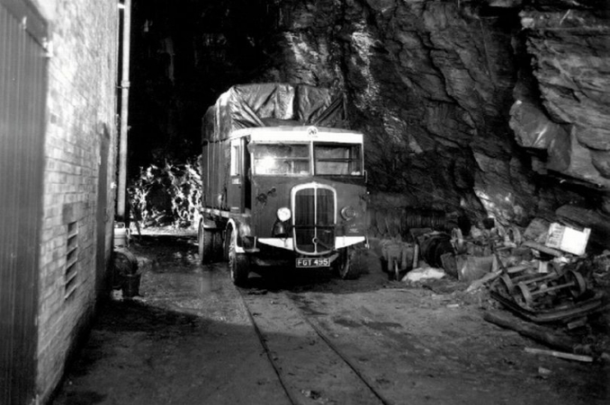Artwork being stored in Manod quarry during WWII