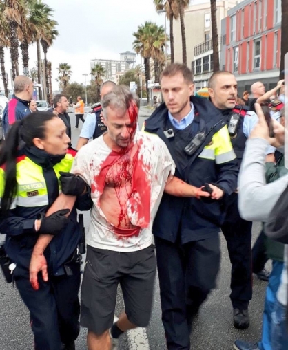 Attack on voters in Catalonia 1