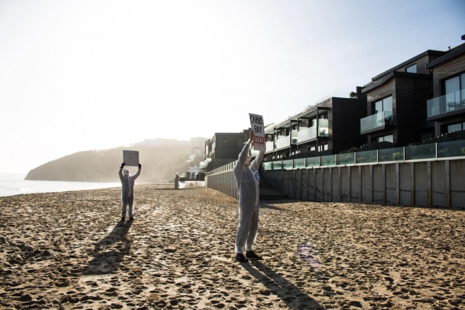 Protestors against destruction at Carbis Bay