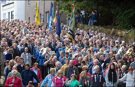 Crowds in Selkirk for a previous Common riding celebration. Picture from BBC 
