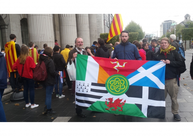 Irish CL members at Catalan demo in Dublin