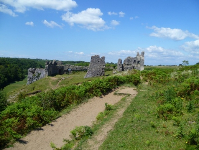 Pennard Castle. Image from Transceltic