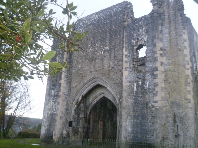 St Quentin's Castle