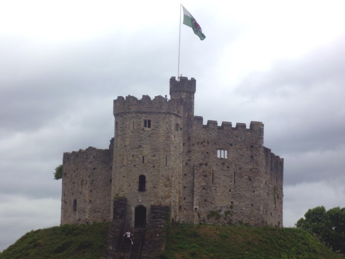 Cardiff Castle - Castell Caerdydd