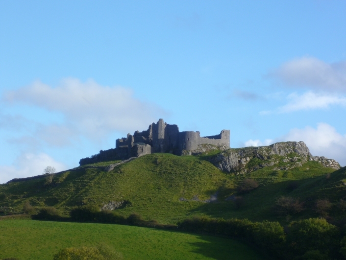 Carreg Cennen Castle - Castell Carreg Cennen