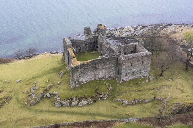 Castle Sween image courtesy of Historic Environment Scotland - Àrainneachd Eachdraidheil Alba