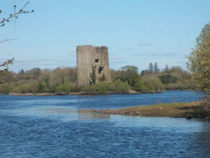 Cloughoughter Castle - Cloch Locha Uachtair