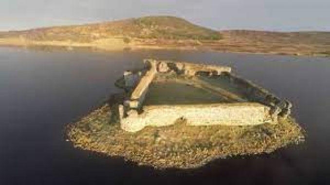 Lochindorb Castle image via YouTube