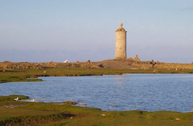 Old Beacon North Ronaldsay image courtesy of North Ronaldsay Trust