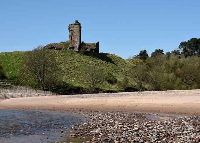 Red Castle Lunan Bay image courtesy of Visit Angus