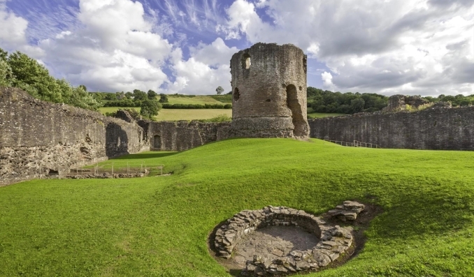 Skenfrith Castle Image courtesy of Cadw